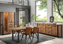 Eetkamer MADAGASCAR: Dressoir + Glaskast + Tafel 200x100 + 4 stoelen LORRY Cognac